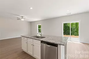 3410 Robindale Dr, Winston Salem, NC 27107 - Photo 9