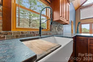 113 Cardinal Dr, Franklin, NC 28734 - Photo 13