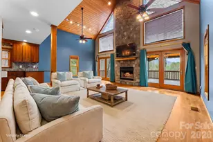 113 Cardinal Dr, Franklin, NC 28734 - Photo 7