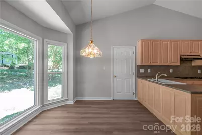 10713 Ridge Acres Road, Charlotte, NC 28214 - Photo 15