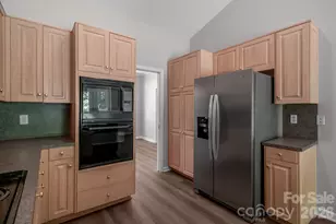 10713 Ridge Acres Rd, Charlotte, NC 28214 - Photo 13