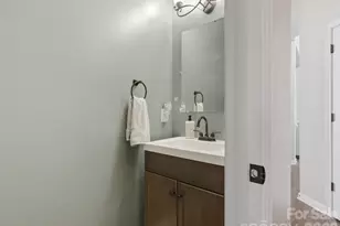 11016 Wyndham Pointe, Charlotte, NC 28213 - Photo 17