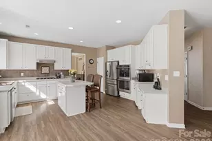 11016 Wyndham Pointe, Charlotte, NC 28213 - Photo 29