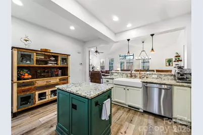 324 Fennel Dun Circle, Candler, NC 28715 - Photo 9