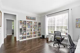 8606 Driscoll Ct, Charlotte, NC 28269 - Photo 7