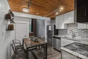 201 S Hoskins Rd, Charlotte, NC 28208 - Photo 5