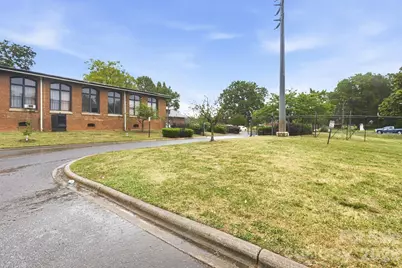 201 S Hoskins Road #219, Charlotte, NC 28208 - Photo 25