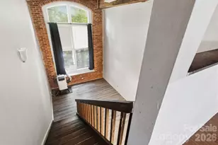 201 S Hoskins Rd, Charlotte, NC 28208 - Photo 11