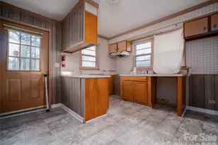 609 N Rhyne St, Gastonia, NC 28054 - Photo 7