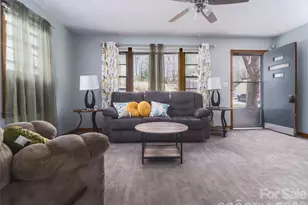 609 N Rhyne St, Gastonia, NC 28054 - Photo 3