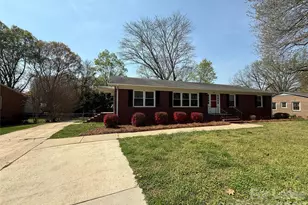 851 Fieldstone Rd, Mooresville, NC 28115 - Photo 3