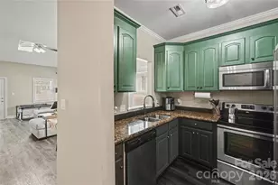 1079 Laurel Ln, Gastonia, NC 28054 - Photo 11