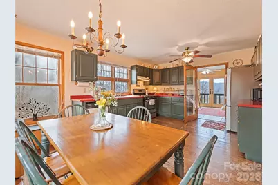 415 Treetop Lane, Waynesville, NC 28785 - Photo 17