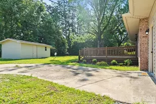 136 Chester Park Circle, Chesterfield, SC 29709 - Photo 33