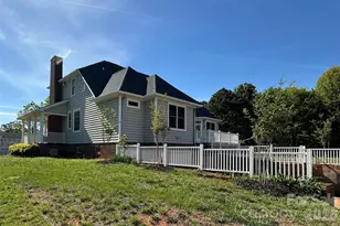 5109 McCallum Mdws Dr, Charlotte, NC 28216 - Photo 3