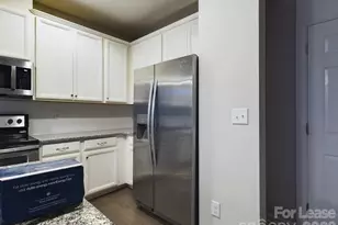 6624 Berewick Commons Pkwy, Charlotte, NC 28278 - Photo 7