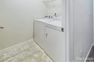 6624 Berewick Commons Pkwy, Charlotte, NC 28278 - Photo 31