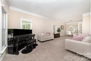 6401 Morningsong Ln, Charlotte, NC 28269 - Photo 29