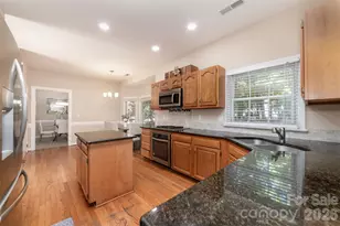 6401 Morningsong Ln, Charlotte, NC 28269 - Photo 21