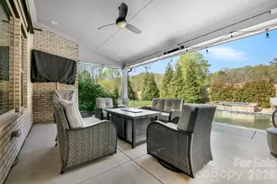 8721 Armstrong Park Dr, Charlotte, NC 28277 - Photo 7