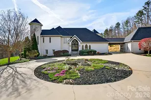 300 Springhill Dr, Rutherfordton, NC 28139 - Photo 3