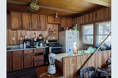 14084 US 23 Highway, Mars Hill, NC 28754 - Photo 11