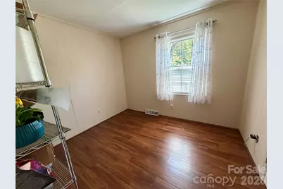 4516 Brooktree Drive, Charlotte, NC 28208 - Photo 7
