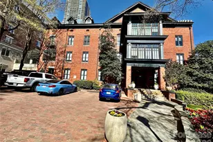 229 N Poplar St, Charlotte, NC 28202 - Photo 1