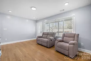 225 Brevard St, Statesville, NC 28677 - Photo 9