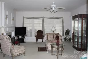 13614 Cardinals Nest Dr, Charlotte, NC 28269 - Photo 3