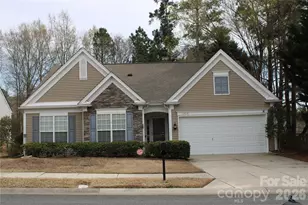 13614 Cardinals Nest Dr, Charlotte, NC 28269 - Photo 1