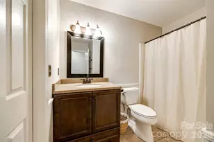 10961 Carmel Crossing Rd, Charlotte, NC 28226 - Photo 11