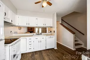 10961 Carmel Crossing Rd, Charlotte, NC 28226 - Photo 3