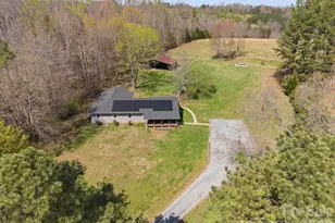 527 Floyd Blackwell Rd, Tryon, NC 28782 - Photo 1