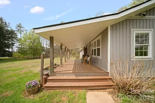 527 Floyd Blackwell Rd, Tryon, NC 28782 - Photo 33