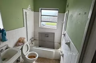 408 Clark Blvd, Charlotte, NC 28262 - Photo 9