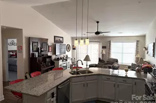 9 Canterbrooke Ct, Fountain, SC 29644 - Photo 5