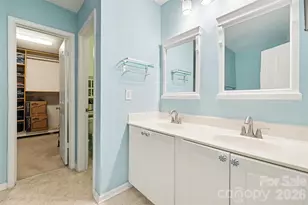 14212 Waterlyn Dr, Charlotte, NC 28278 - Photo 31