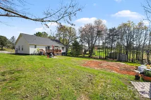 129 Falling Leaf Ln, Statesville, NC 28677 - Photo 23