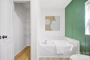 17 Windy Acres Dr, Hendersonville, NC 28792 - Photo 21