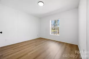 17 Windy Acres Dr, Hendersonville, NC 28792 - Photo 25