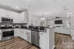 349 Rose Garden Ct, Rock Hill, SC 29732 - Photo 7