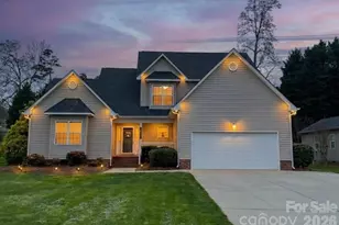 208 Deerfield Dr, Mount Holly, NC 28120 - Photo 41