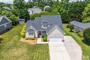 208 Deerfield Dr, Mount Holly, NC 28120 - Photo 39