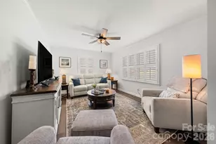 206 Cottage Pl, York, SC 29745 - Photo 13