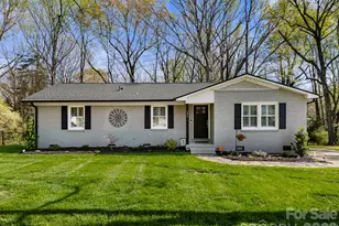 206 Cottage Pl, York, SC 29745 - Photo 1