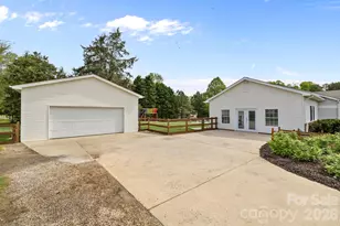 1694 Hwy 55 None E, Clover, SC 29710 - Photo 21