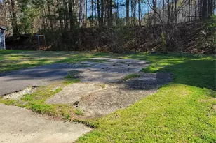 408 S Starr St, Dallas, NC 28034 - Photo 3