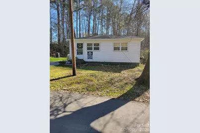 408 S Starr Street, Dallas, NC 28034 - Photo 1