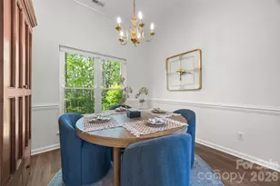 8607 Piccone Brook Ln, Charlotte, NC 28216 - Photo 9